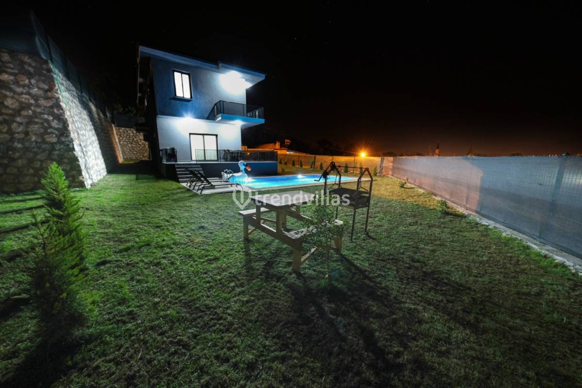 Villa Aura