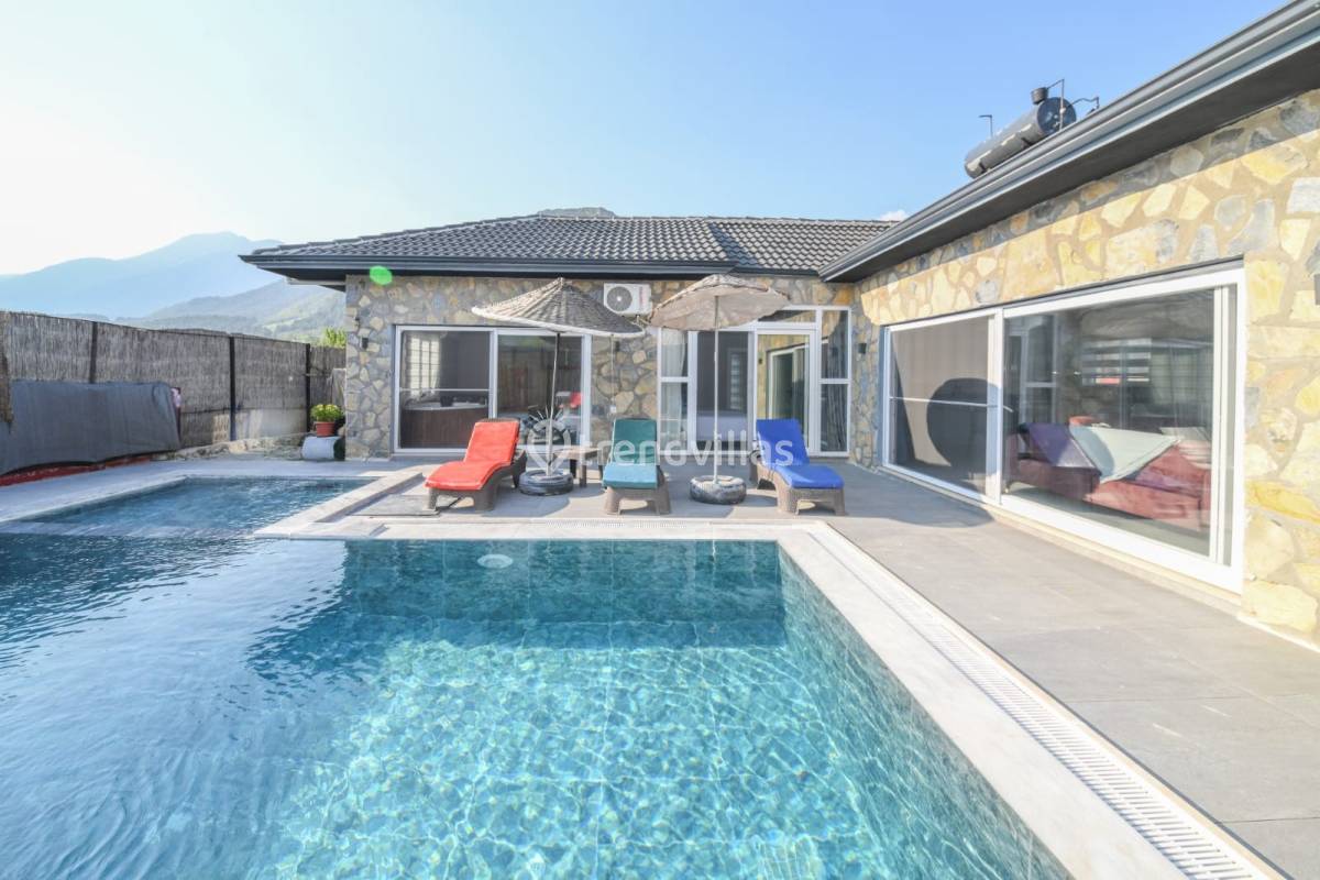 Villa Mera