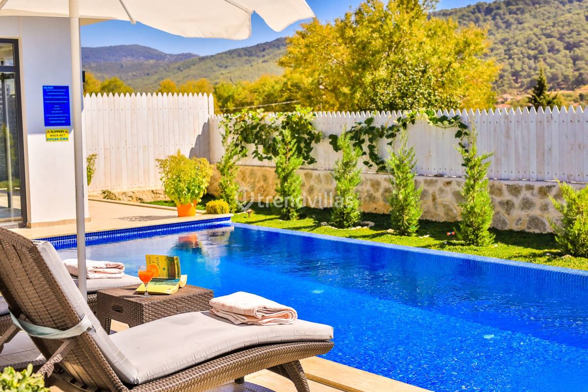 Villa Therapy