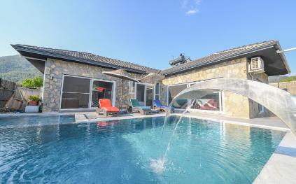 Villa Mera